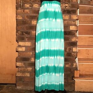 Design History maxi skirt tie dye greens white XXL